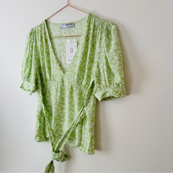 New Sophie Rue Floral Print Tie Back Peplum Deep Front V-neck Blouse Top - Picture 8 of 8